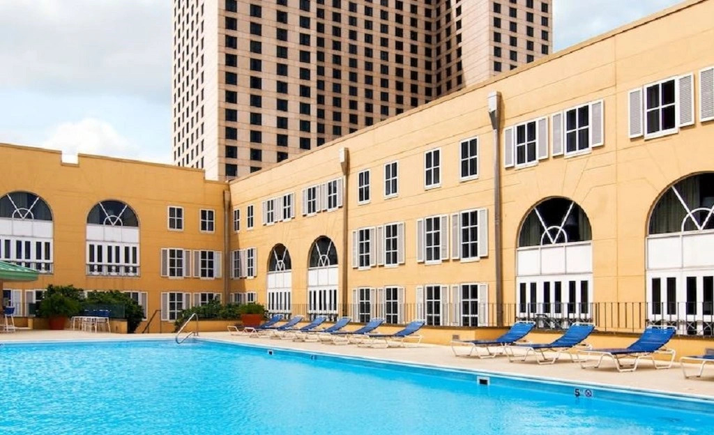 Hilton New Orleans / St. Charles Avenue