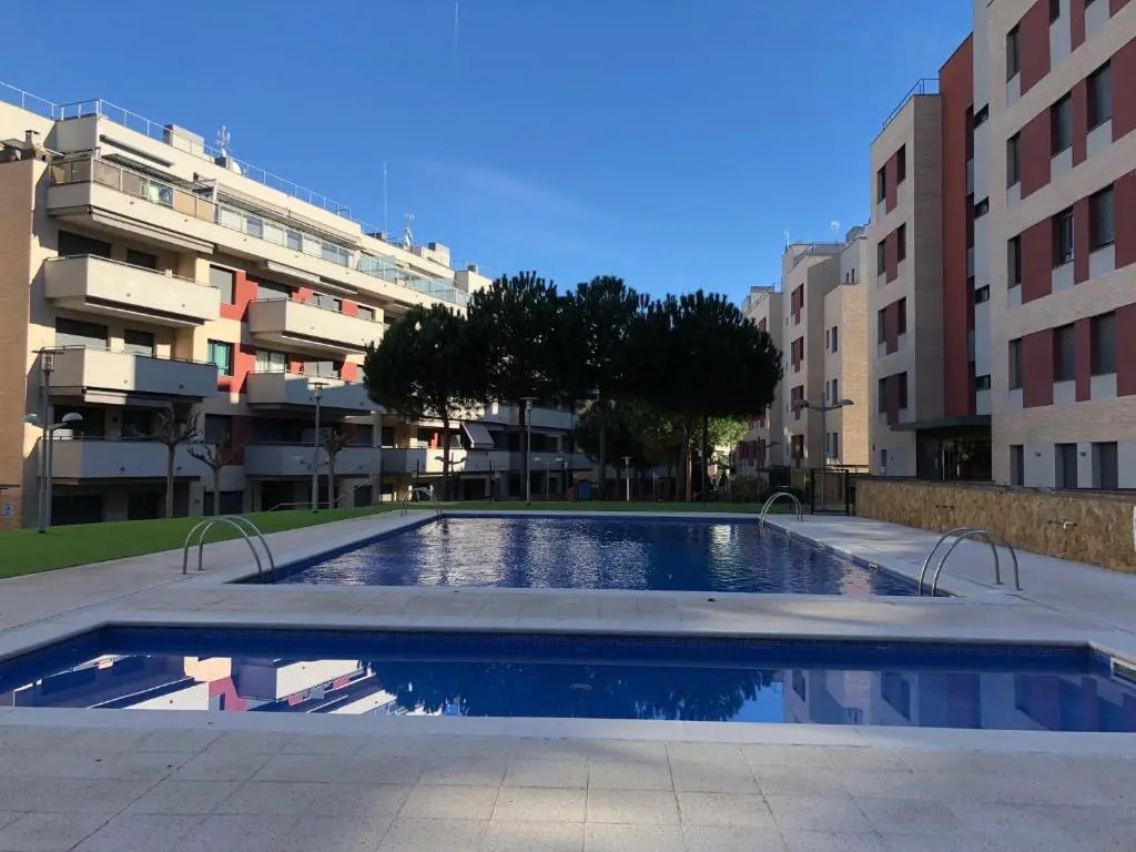 Apartamento de 3 dormitorios equipado Fenals