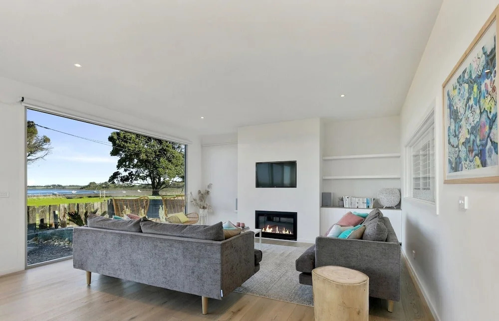 Pukeko Beach House