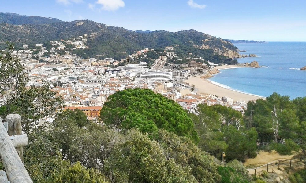 Apartment With 2 Bedrooms in Tossa de Mar, With Wonderful City View, T