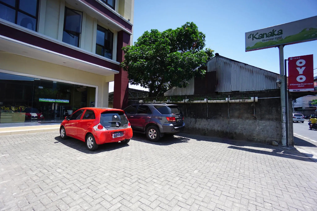 OYO 1993 Hotel D'kanaka Riverview