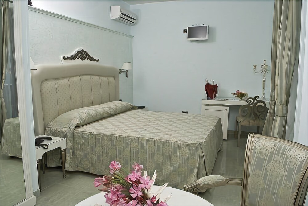 Hotel Alba