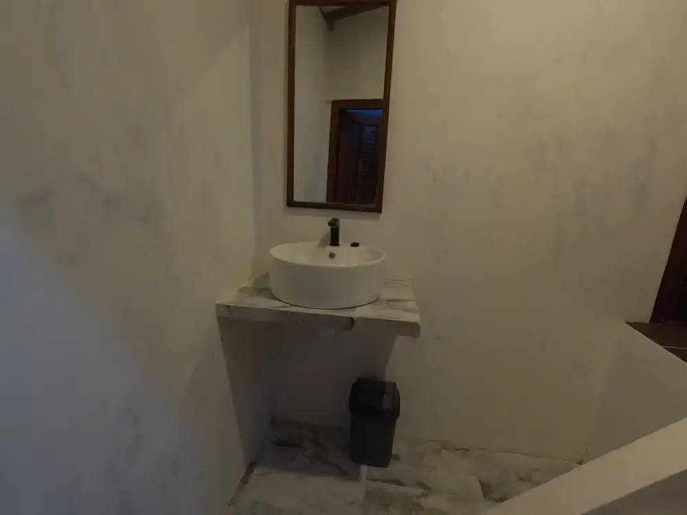 Maryan Moyo Bungalows & Resto