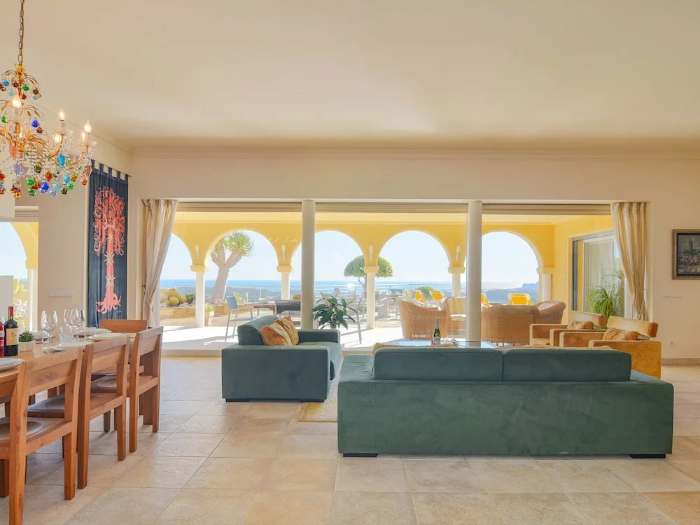 Splendid Villa in Artistic Village of Altea With Private Heated Pool