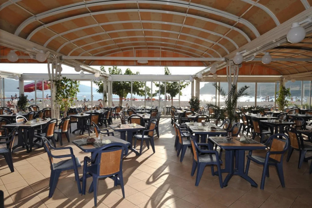 Hôtel-Restaurant Marina Di Lava - Grand Ajaccio