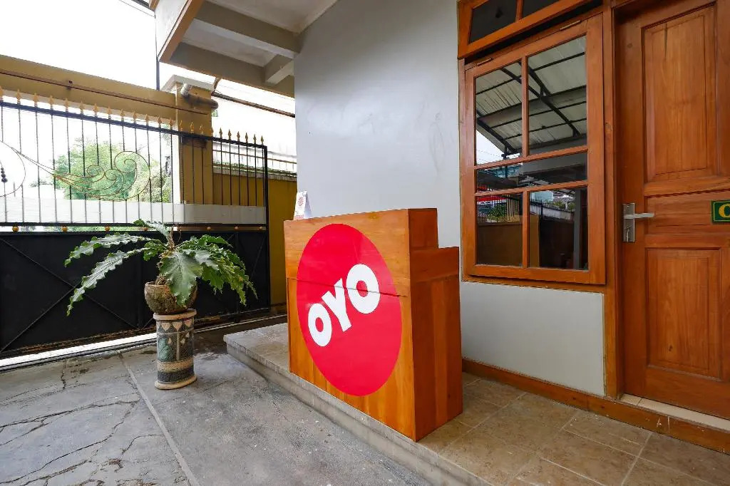 OYO 2737 D'KostNearKraton mangkunegaran