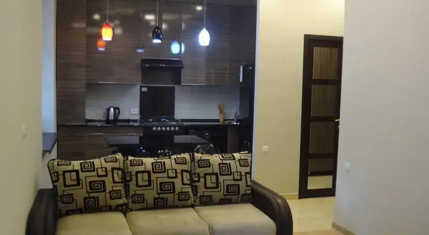 Modern Komitas Flat