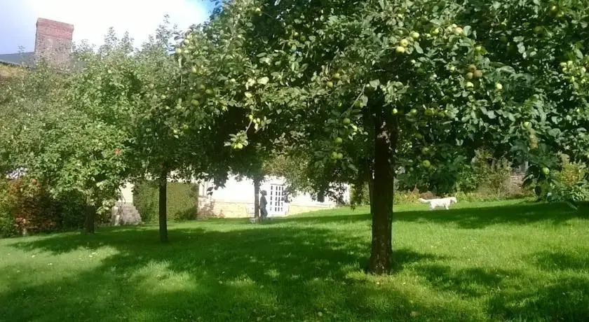 La Cour Mare