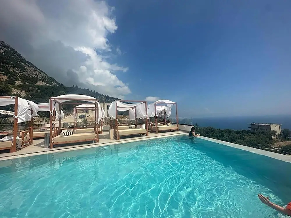 Hotel Amare