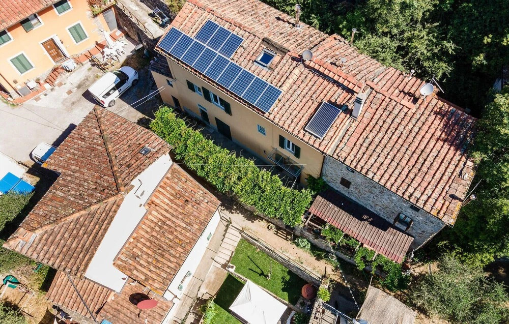 Tuscan Country House In Nature