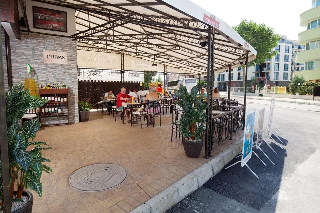 Hotel Lira