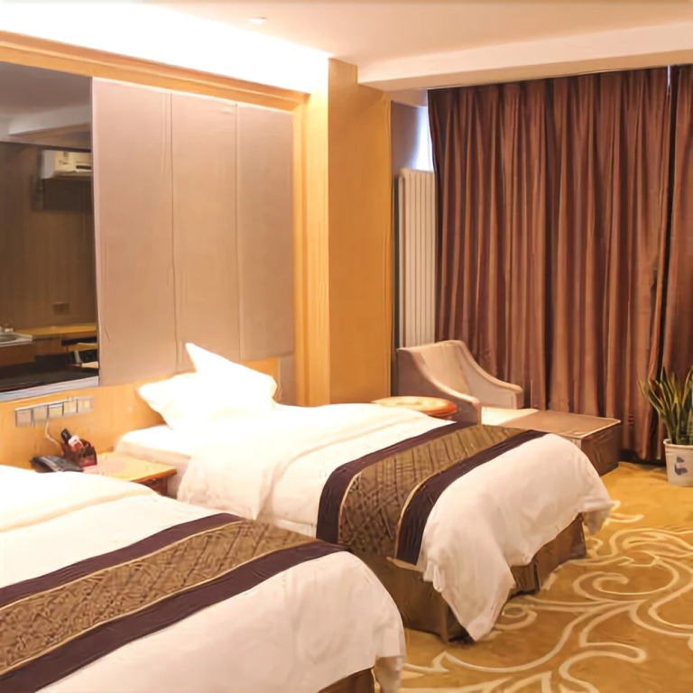 Shiyan Yanfeng Hotel