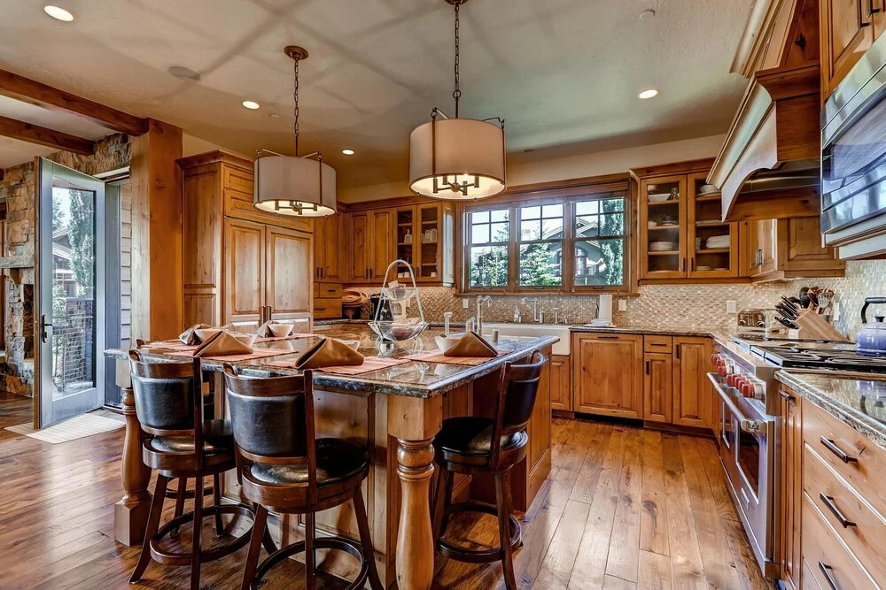 Snowtop Manor by Park City Lodging