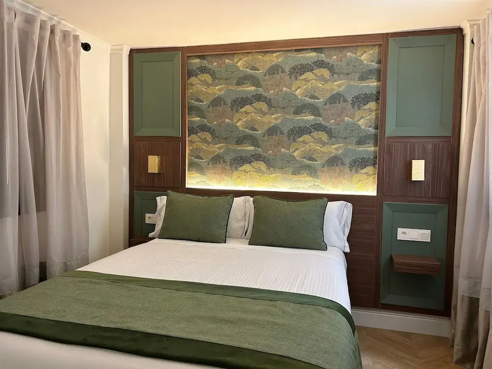 BiBo Suites Palacio de Portago