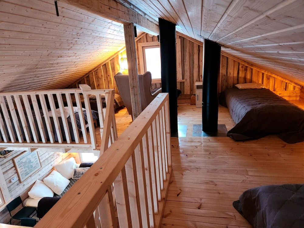 Lapland Riverside Nature Cabin