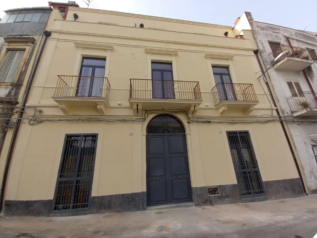 Pleasant Apartment in Catania near Roman Theater