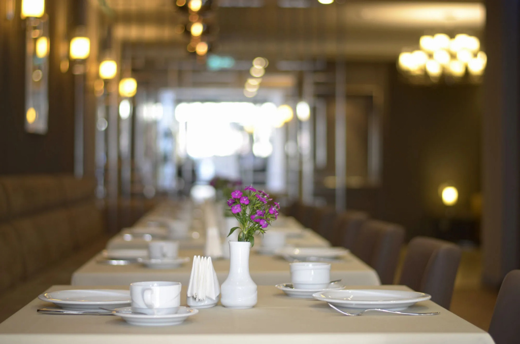 City Avenue Hotel