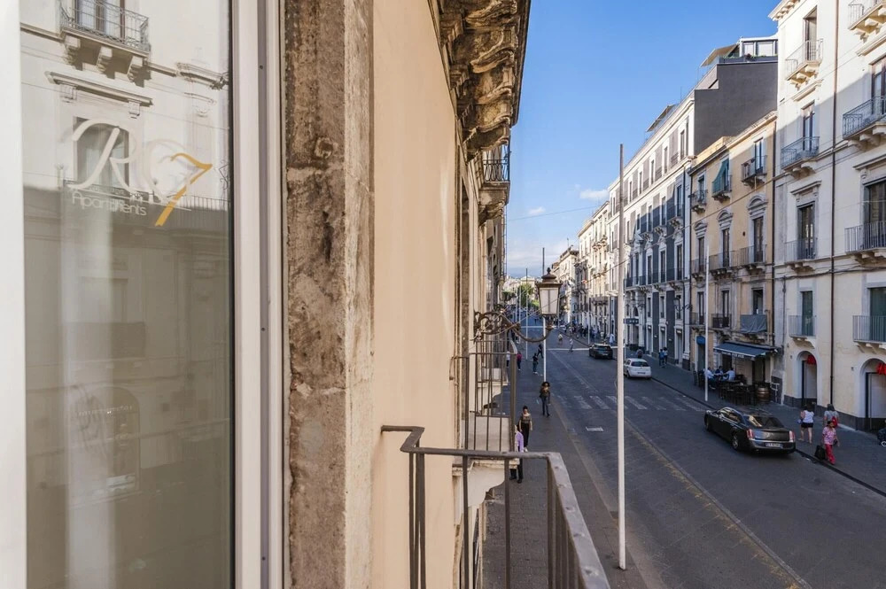 RG7 Apartments