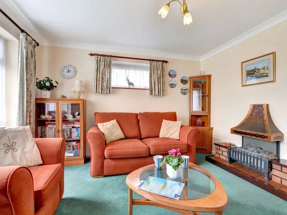 Delightful Holiday Home in Cornwall With Garden