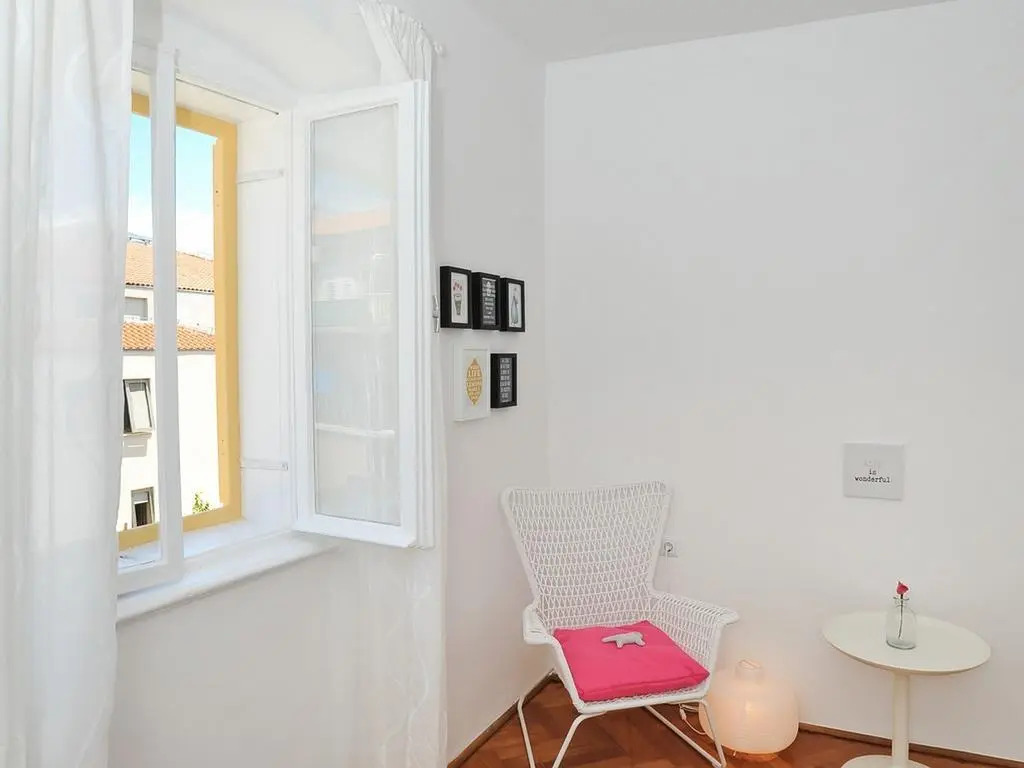 Apartment Tango