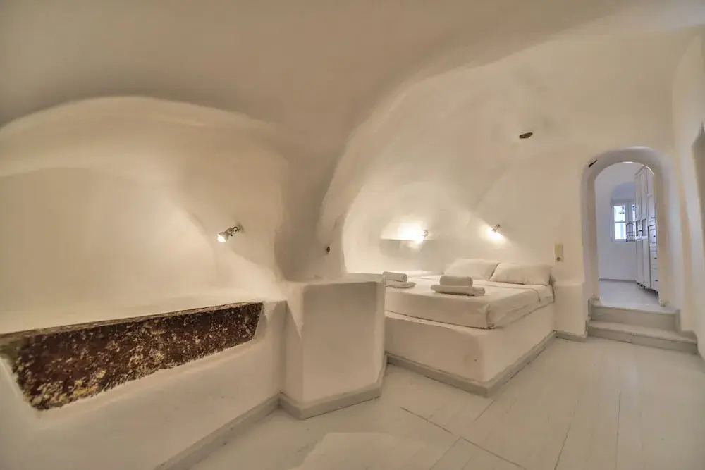 Astrea Suites