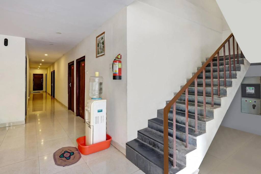 Flagship 75069 Opp Amulya Hospital