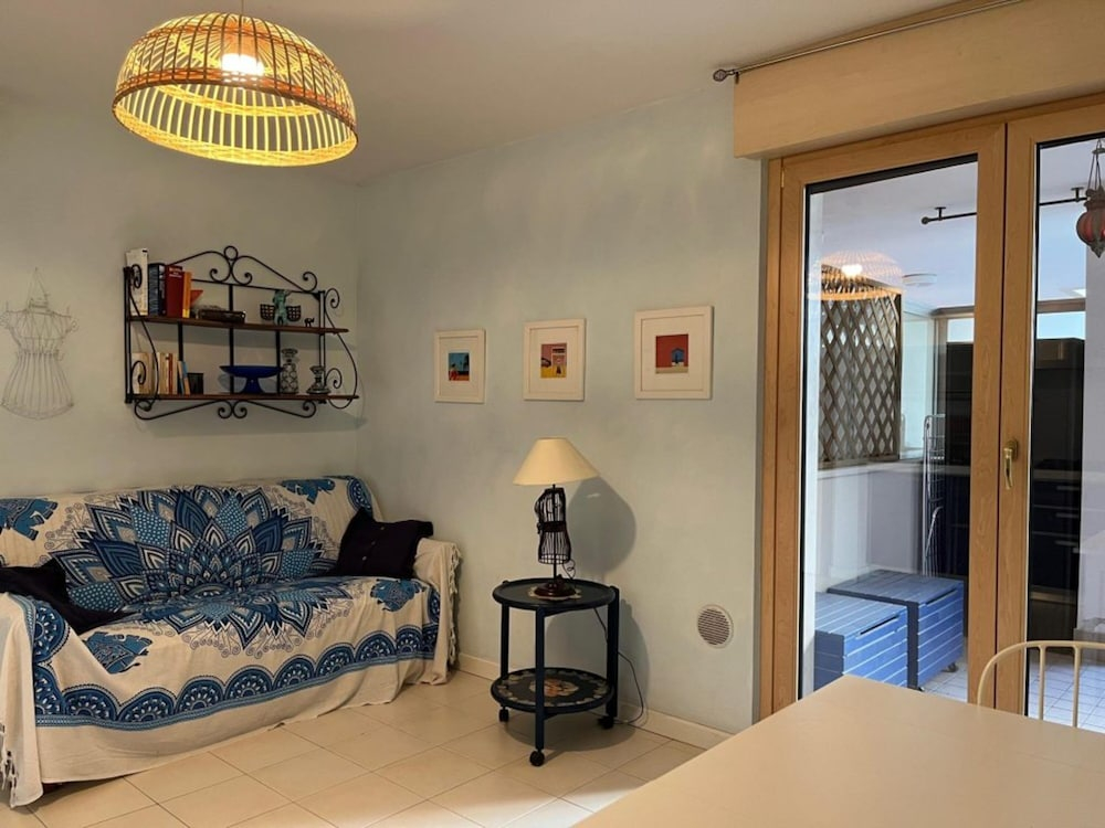 Lovely Private Garden Apartment for Four in Grado