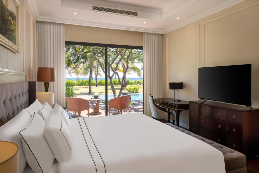 Meliá Vinpearl Cam Ranh Beach Resort