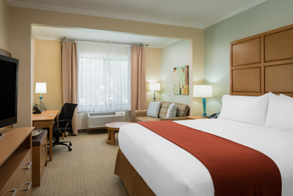Holiday Inn Express & Suites Santa Clara - Silicon Valley by IHG