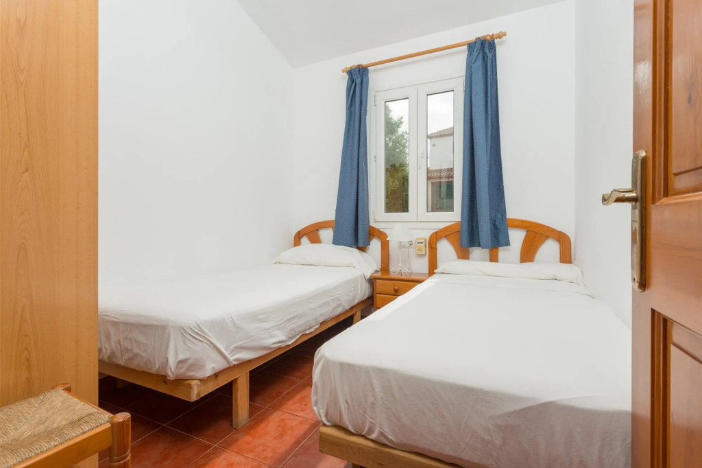 Villa Calitja Dos Large Private Pool Walk to Beach Wifi Car Not Required - 2557