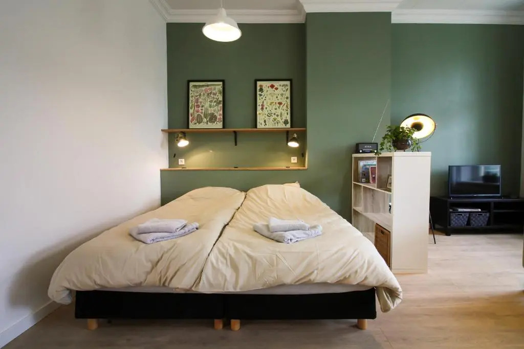B&B TxL