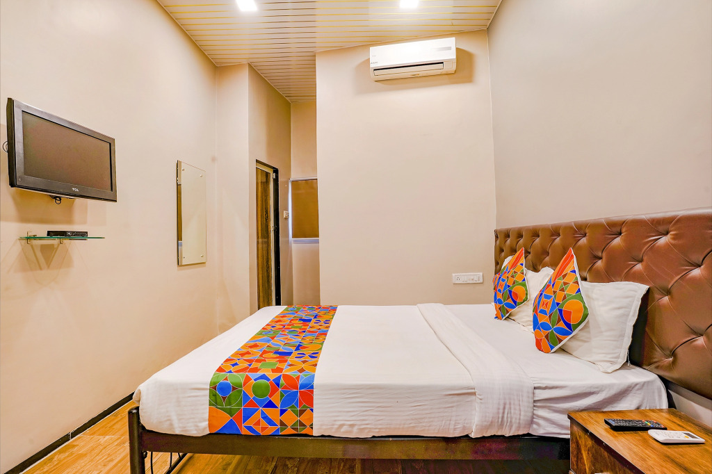 FabHotel Comfort Stay