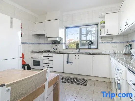 Liv In by Ericeira Property