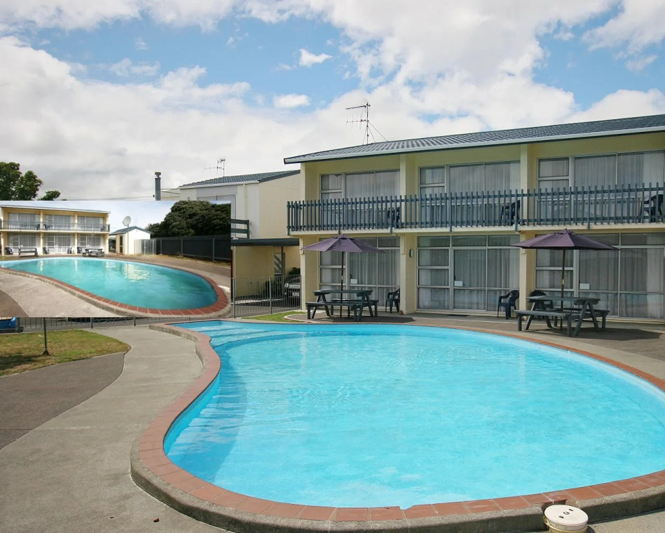Raceway Motel