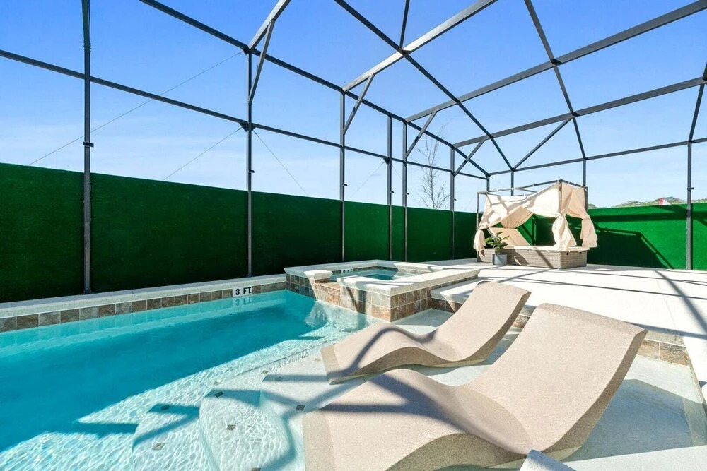 Resort-style Living w Private Pool & Amenities