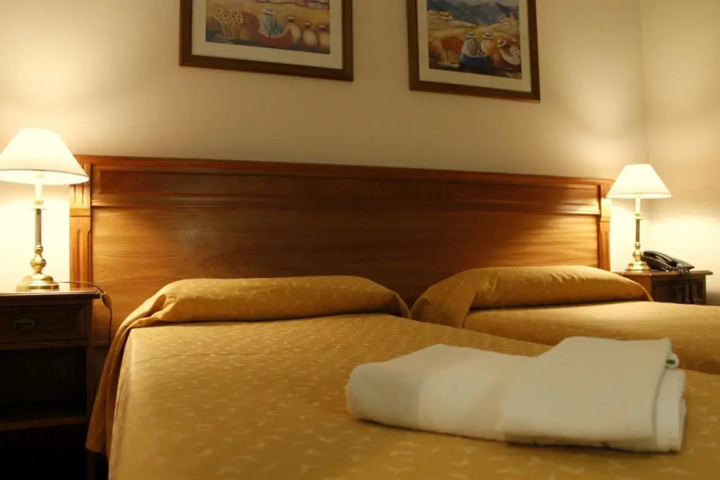 Hotel Colon Junin
