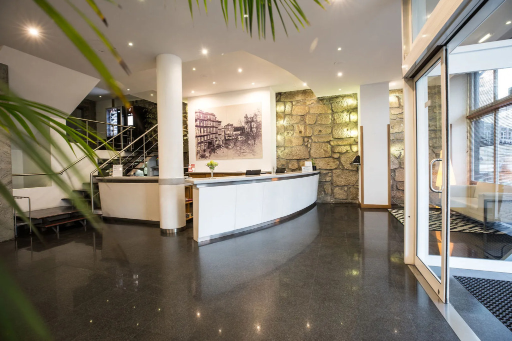 Legendary Porto Hotel