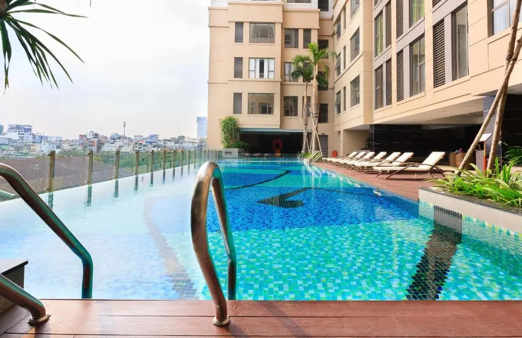 Tresor Pool Gym, The Tropical Studio In Center