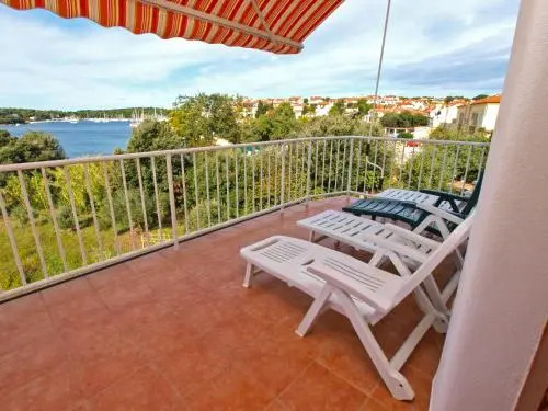 Apartments by the Sea 750