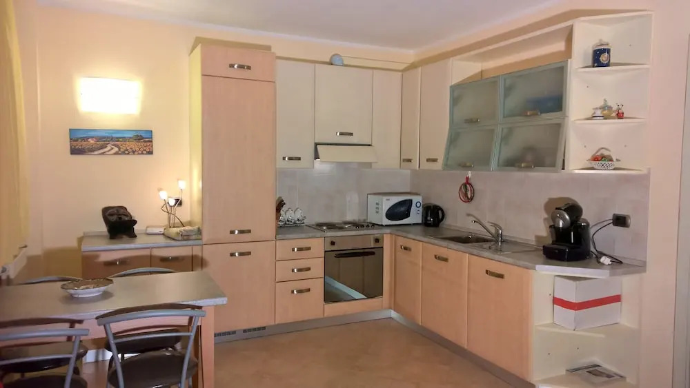 Sestri Central Studios