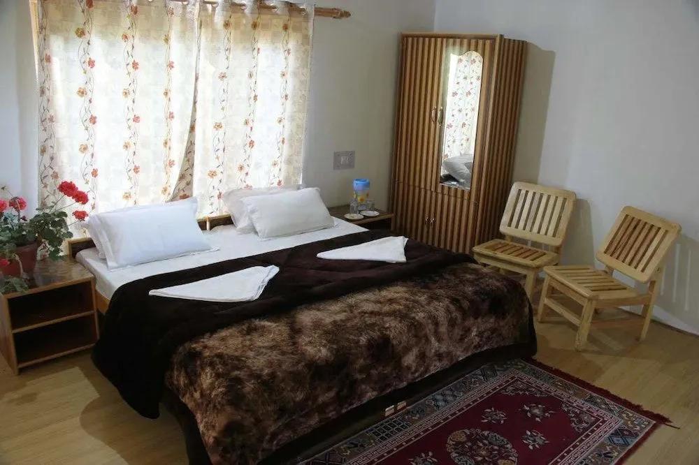 Odbar Guest House Best Guest House at Leh Ladakh