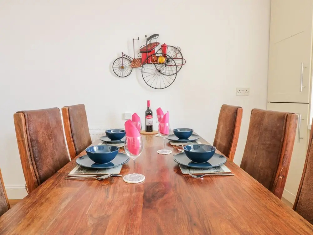 East Beach Apartment