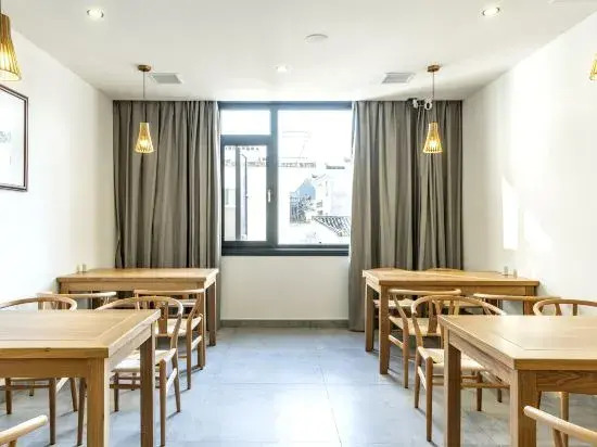 Yueshang Moon Bay Wetland Hostel