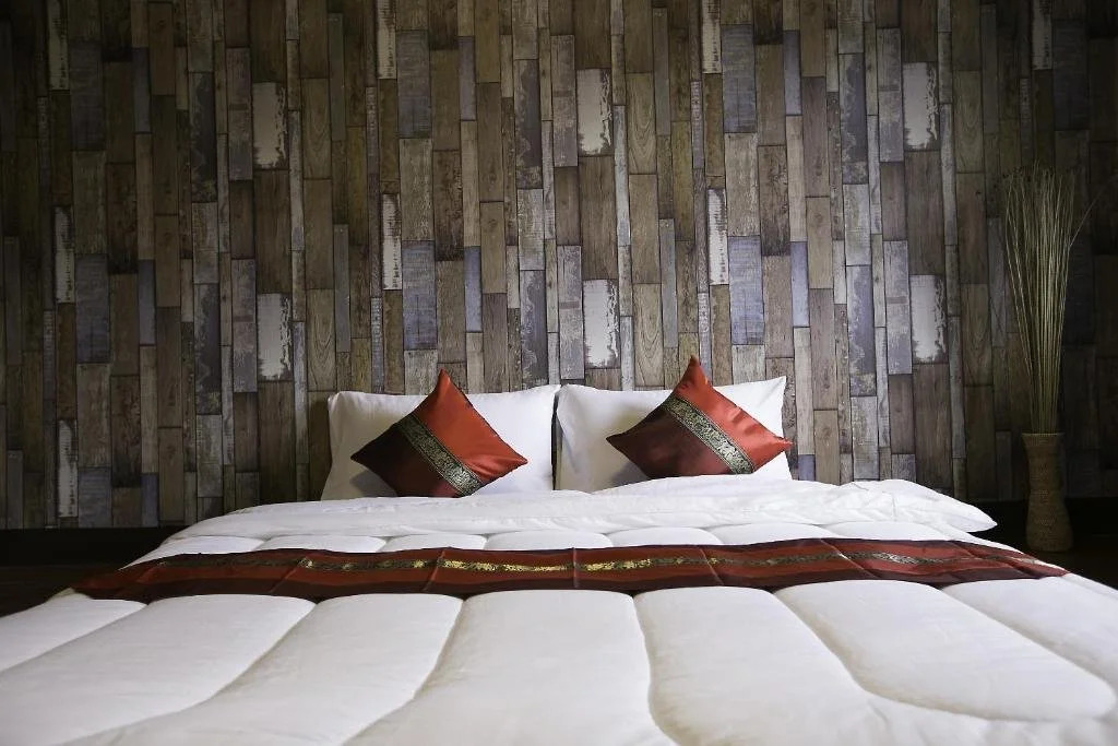 Houzzel360 Tha Pae