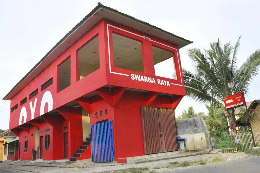 OYO 2471 Swarna Raya