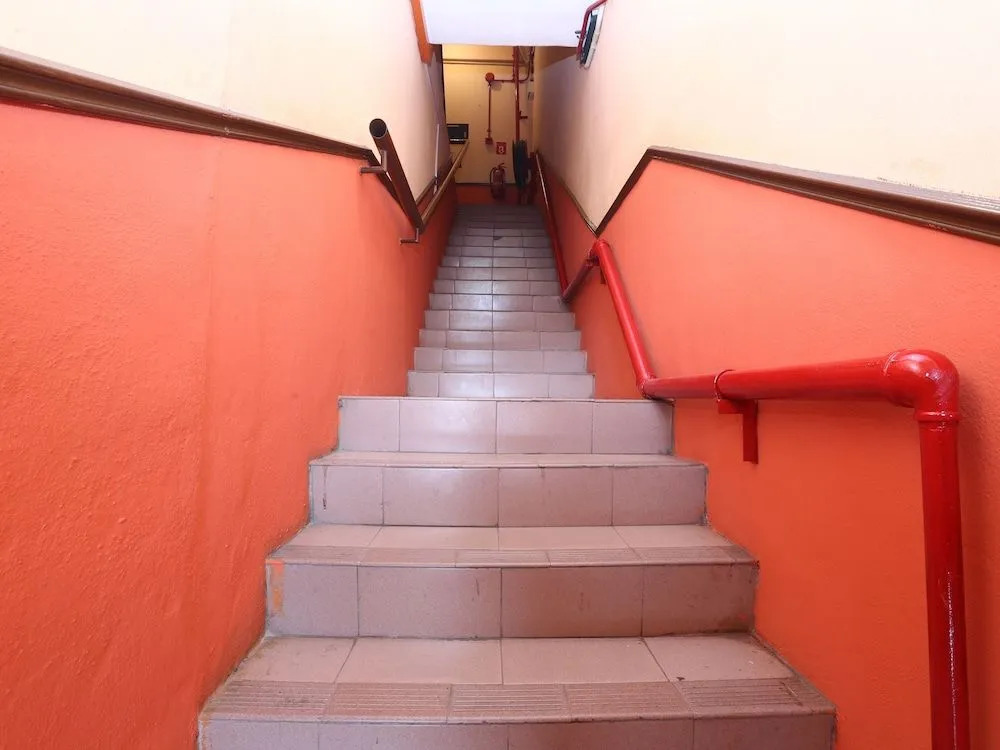 OYO 89498 Sri Seroja Inn Budget Hotel