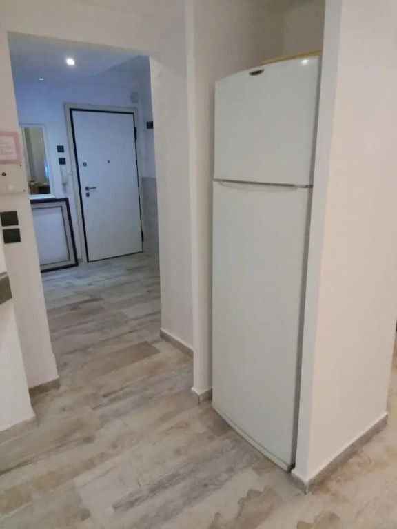 Downtown Apartment With Private Yard YR1