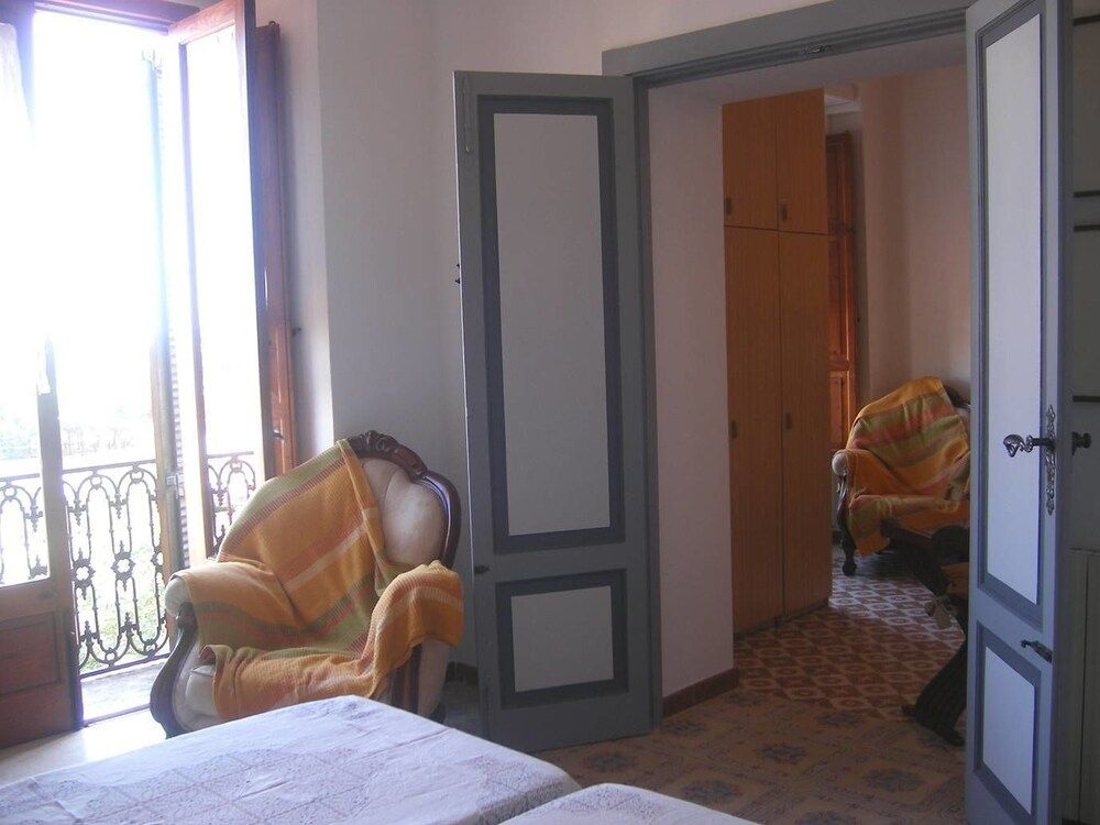 Villa Chiarenza Maison dHotes