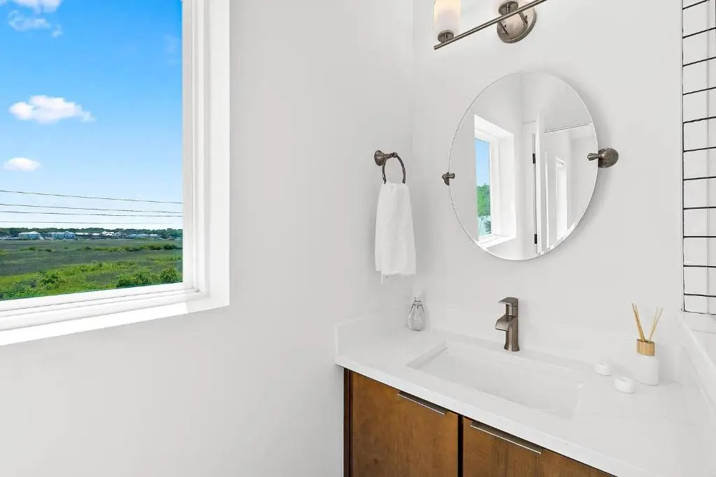 200 Riberia - Downtown Waterfront Luxury Home