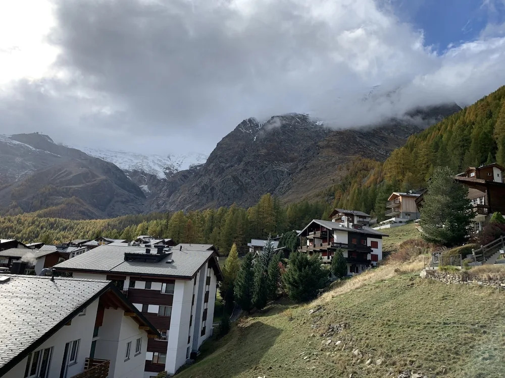 Impeccable 3-bed Duplex Penthouse in Saas-fee